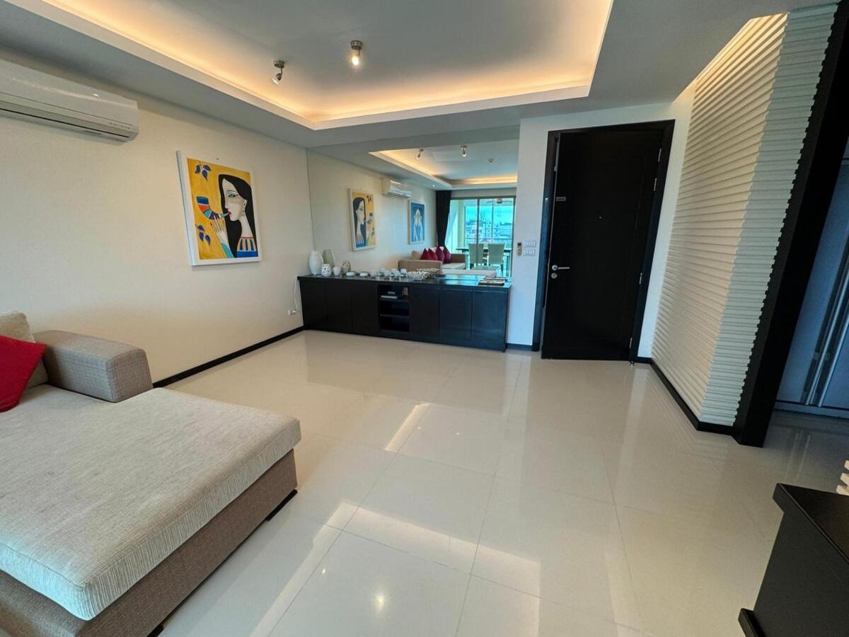 Modern 2-Bedroom Condo In Kamala Near The Beach Praia de Kamala Exterior foto