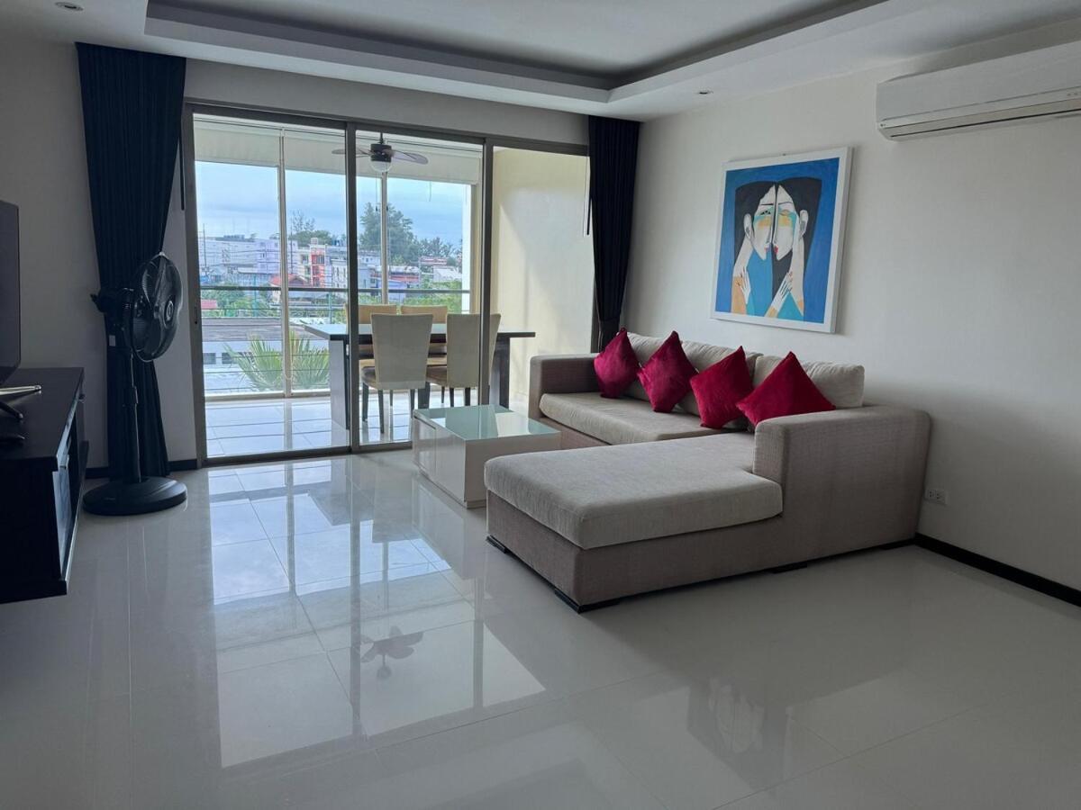 Modern 2-Bedroom Condo In Kamala Near The Beach Praia de Kamala Exterior foto