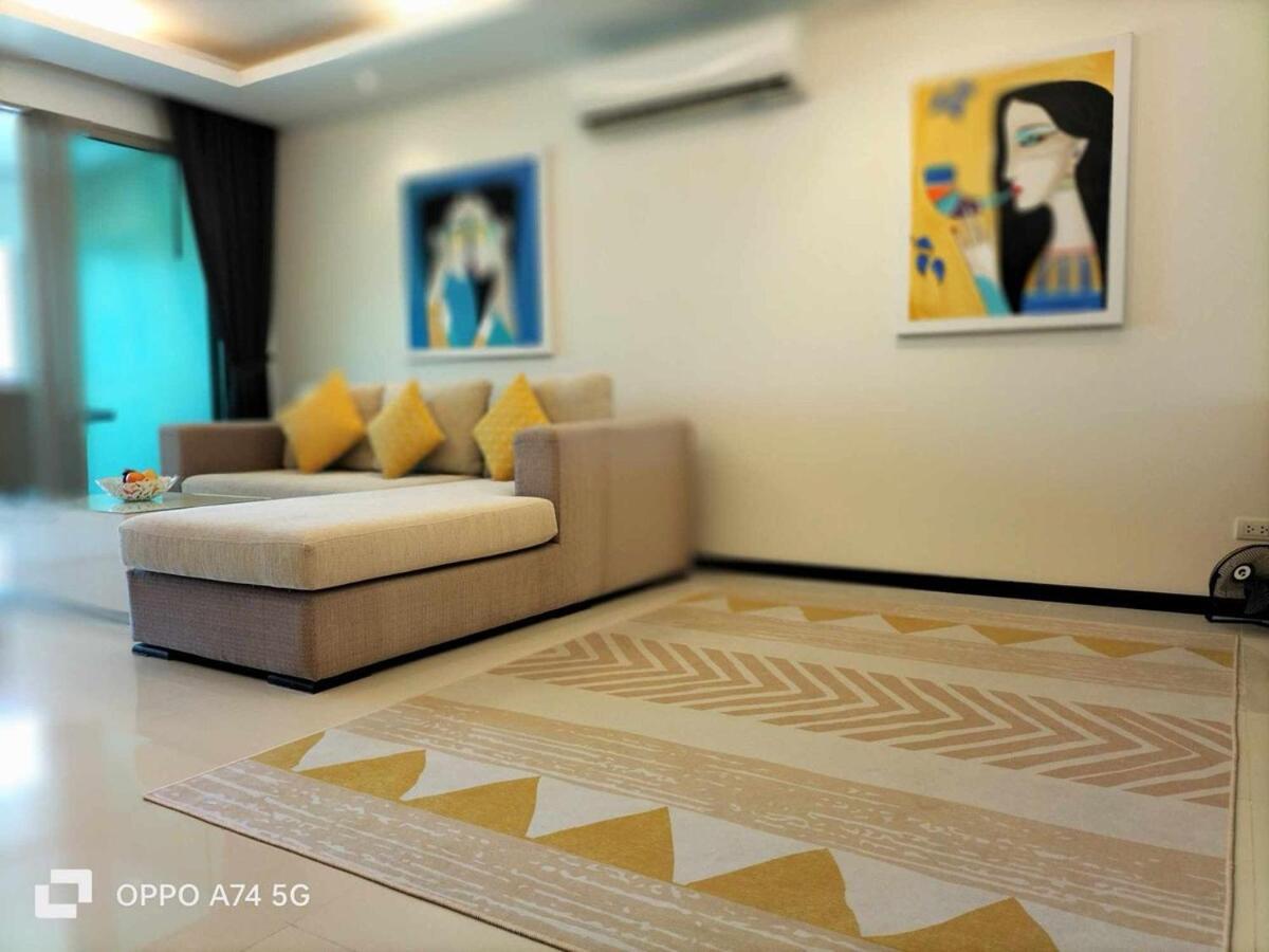 Modern 2-Bedroom Condo In Kamala Near The Beach Praia de Kamala Exterior foto